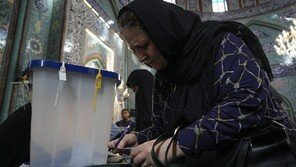 이란 대선 주요 후보 투표 마쳐…당국, 투표마감 자정까지 연장