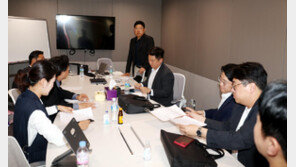 與 소장파 첫목회, ‘제2 연판장’ 논란에 “분열적 행위 중단해야”