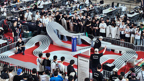 “실감나는 미니카 경주”