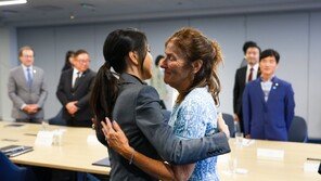 김건희 여사 “한국드라마 봤다고 공개처형…고통받는 북한주민 외면 않겠다”