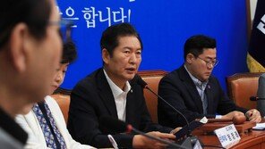 정청래, ‘검사 탄핵’ 與추천 변호사 해임…與 “독불장군 폭압”