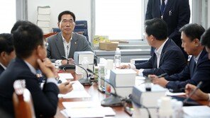 노란봉투법, 野 단독으로 환노위 소위 통과…與 “법을 정치적 이용” 반발