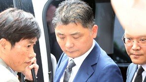 ‘SM 시세조종’ 카카오 김범수, 구속 후 첫 소환 조사