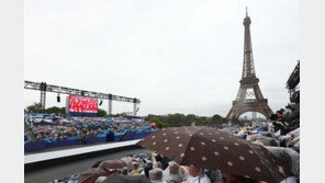 센강과 도시 전체가 개막식장… 파리올림픽 막올랐다