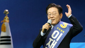 김두관 “개딸이 민주당 점령” vs 이재명 “당원중심 대중정당”