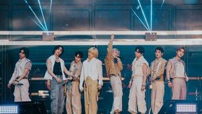 스트레이 키즈·BTS 지민, ‘빌보드 200’ 석권…K팝 앨범 1·2위 처음