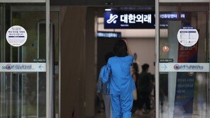 ‘흉부외과 전공의’ 107명중 12명 남아… 강원 등 4곳 한명도 없어