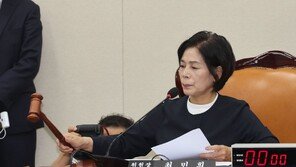 최민희 “이진숙 ‘뇌구조 이상’ 발언 사과할 생각 없어”