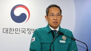 복지부 “전공의 복귀 추가 대책 없다…전문의시험·추가 국시는 검토”