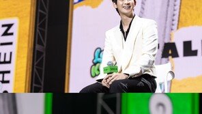 김수현, 즐겨 듣는 K팝 이렇습니다