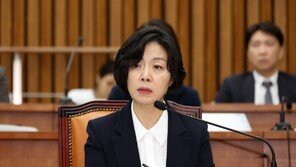 ‘딸 주식논란’ 이숙연 대법관 임명안 국회통과