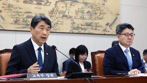 학폭 표본조사 발표 돌연 미룬 교육부…국회서 이주호 질타