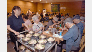 “말복 앞두고 부담되네” 서울 삼계탕 한그릇 평균가 1만7000원 첫 돌파