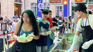 “소불고기 만두 너무 맛있어요”… CJ제일제당, 올림픽 열린 파리서 유럽인들 입맛 사로잡아