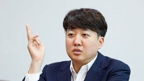 정성호 “이준석 사위 삼고 싶다, 민주당으로 데려오고 싶고…똑똑하고 유연”