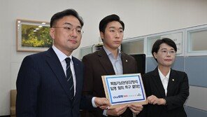 김구 증손 김용만 “‘尹 타도’ 광복회 공식 구호 아냐…김형석 역사관 문제”