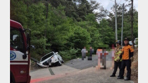 구미서 급경사 내려오다 3명 덮쳐 숨지게 한 車…시동 꺼진 채였다