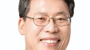 조국혁신당 ‘농부’ 박웅두 영입…곡성군수 재선거 출마 예정