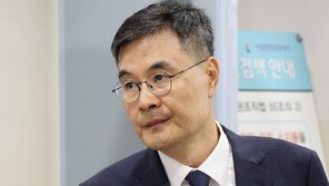 ‘수사개입’ 전익수 2심도 무죄…고 이예람父 “방지법 필요”