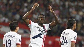 개막 3연승 달리는 PSG…‘교체 출전’ 이강인, ‘3연속 득점’ 실패