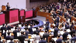 [사설]대통령의 국회 개원식 불참은 어찌 됐든 납득하기 어렵다