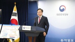 정부, 2027년까지 기초연금 월 40만원으로 단계적 인상키로