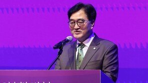 우원식 “‘이산가족 문제’ 정치가 해결할 책임 있어…활로 열 것”