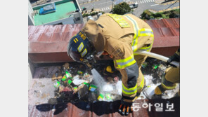 ‘北 오물풍선’ 떨어져 남양주 아파트 옥상서 화재…발열타이머 원인 추정