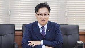 서울 아파트 거래량 20%↓…올해 공공주택 5만호 착공 완료