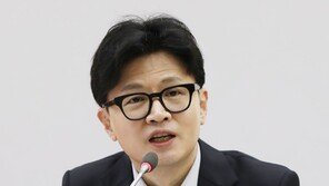 韓 “檢, 김여사 도이치 기소여부 국민 납득할 결과 내놔야”