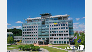 경찰, 양양군수실‧비서실 압수수색…군수 ‘청탁금지법 위반‧강제추행’ 혐의