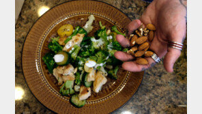 “저칼로리 식이요법, 노화방지 효과 없어”