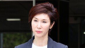 法, 노소영 관장에 21억원 빼돌린 전 비서에 징역 5년