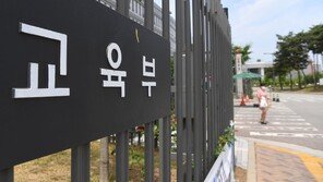 조건부 휴학 제시 후 3주 흘러…“의대생 복귀에 변화 없어”