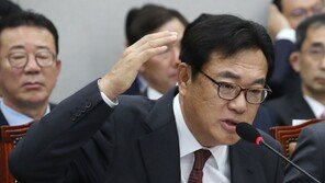 정진석 “尹, 명태균 매몰차게 끊었지만…김여사는 그렇게 못해”