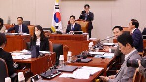 국회, 입증 안된 ‘검찰 특활비’ 전액 삭감…법무부 검찰과장 사의 표명