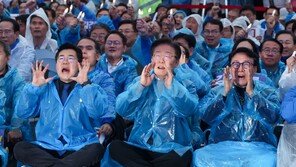 이재명 “펄펄하게 살아서 인사드린다…결코 죽지 않아”