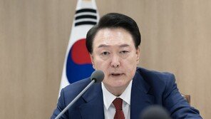 ‘尹 골프 취재’ 과잉대응 논란…경찰 “경호처측 강제성 없어”