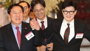 친윤 “한동훈 딸 명의, 尹부부 비판 게시판 글”…경찰, 서버 보존 요청
