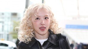 블랙핑크 로제, 뽀글뽀글 바비 인형…‘넘버 원 걸’