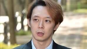 “급여 6억 못 받아” 박유천 전 매니저, 1심 패소에 항소