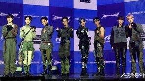 에이티즈, 美 ‘빌보드 200’ 두 번째 1위…‘골든 아워’도 통했다