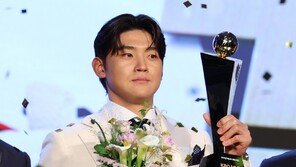 KIA 김도영, 2024시즌 KBO리그 MVP 영예…신인상은 김택연