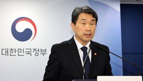 이주호 “AI교과서 ‘교육 소외계층’에 우선 혜택…12월 정책 발표”