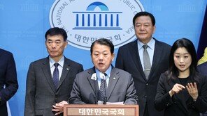 김병주 “계엄 건의 가능한 장관들, 충암고 출신…제동할 사람 없었을 수도”