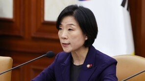 오영주 중기부 장관 “계엄전후 국무회의 모두 참석…시기가 오면 말할 것”