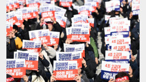 철도노조 ‘2급 이상 임금 동결’ 요구에 협상 결렬…“경영진 무력화” 비판