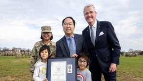 ‘한국 최초 美상원 입성’ 앤디 김, 의정 활동 조기 시작