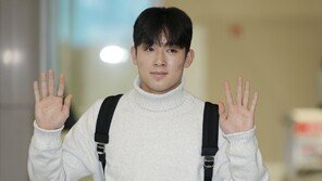 ‘韓유망주’ 양민혁, 런던 입성…“토트넘서 환영받을 선수”