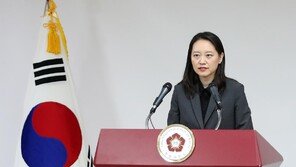 헌재 “황교안 대행때 재판관 임명 사례 있다”…권성동 ‘불가’ 주장 반박